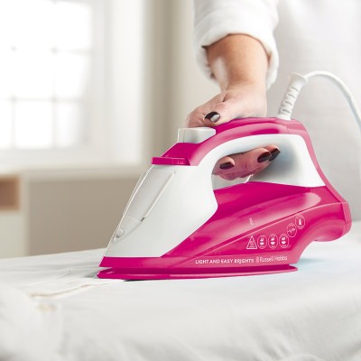 Праска Russell Hobbs Light & Easy Brights Berry, 2600Вт, 240мл, паровий удар -115гр, постійна пара - 35гр, керам. підошва, малин Праска Russell Hobbs Light & Easy Brights Berry, 2600Вт, 240мл, паровий удар -115гр, постійна пара - 35гр, керам. підошва, малин