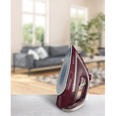 Праска Tefal Ultragliss Plus, 2800Вт, 270мл, паровий удар -260гр, постійна пара - 50гр, керам. підошва, бордовий (FV6820E0) Праска Tefal Ultragliss Plus, 2800Вт, 270мл, паровий удар -260гр, постійна пара - 50гр, керам. підошва, бордовий (FV6820E0)