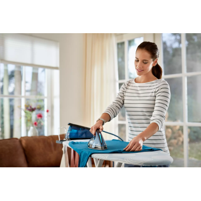 Праска-парогенератор Philips PerfectCare Compact, 2400Вт, 1500мл, паровий удар -420гр, постійна пара - 120гр, керам. підошва, си