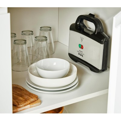 Сендвічмейкер Tefal Ultracompact 700Вт, 1 пластина-сендвіч, корпус-нержав.сталь/пластик, чорний (SM155212) Сендвічмейкер Tefal Ultracompact 700Вт, 1 пластина-сендвіч, корпус-нержав.сталь/пластик, чорний (SM155212)