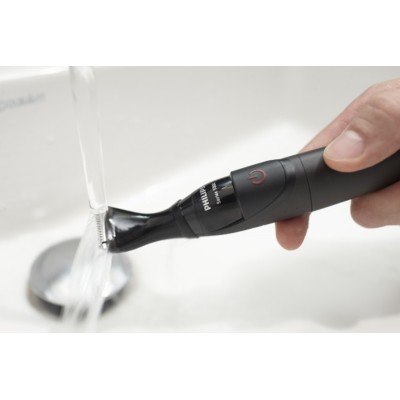 Тример Philips Multigroom series 1000, для бороди і вусів, 1хАА, насадок-4, сталь, чорний (MG1100/16) Тример Philips Multigroom series 1000, для бороди і вусів, 1хАА, насадок-4, сталь, чорний (MG1100/16)