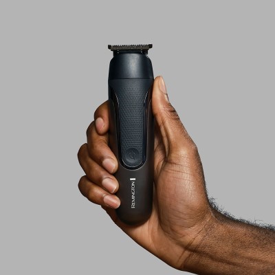Тример Remington One, для бороди, вусів, голови та тіла, носа та вух, акум., насадок-18, сталь, чорний (PG780)
