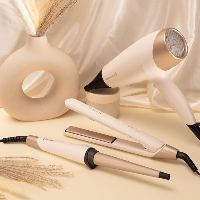 Фен Remington Shea Soft, 2200Вт, 3 режими, дифузор,турмалінова іоніз-я, хол. обдув, біло-золотий (D4740) Фен Remington Shea Soft, 2200Вт, 3 режими, дифузор,турмалінова іоніз-я, хол. обдув, біло-золотий (D4740)