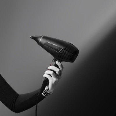 Фен Rowenta x Karl Lagerfeld K/Pro Stylist, 2200Вт, 3 режими, іоніз-я, дифузор, 2 концентратора, хол. обдув, чорний (CV888LF0) Фен Rowenta x Karl Lagerfeld K/Pro Stylist, 2200Вт, 3 режими, іоніз-я, дифузор, 2 концентратора, хол. обдув, чорний (CV888LF0)
