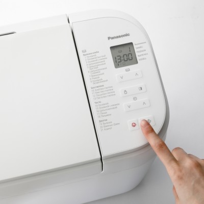 Хлібопічка Panasonic 550Вт, програм-21, макс.вага -1.25кг, форма-прямокутник, пластик, білий (SD-B2510WTS) Хлібопічка Panasonic 550Вт, програм-21, макс.вага -1.25кг, форма-прямокутник, пластик, білий (SD-B2510WTS)