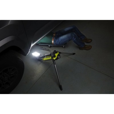 Прожектор акумуляторний на штативі Ryobi ONE+ R18TL-0 18В 2700/1000/500лм 0.6-1.7м 3.2кг без АКБ та ЗП (5133004854) Прожектор акумуляторний на штативі Ryobi ONE+ R18TL-0 18В 2700/1000/500лм 0.6-1.7м 3.2кг без АКБ та ЗП (5133004854)