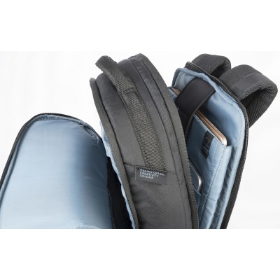 Рюкзак Tucano Salvo 15.6", чорний (BKSAL15-BK) Рюкзак Tucano Salvo 15.6", чорний (BKSAL15-BK)