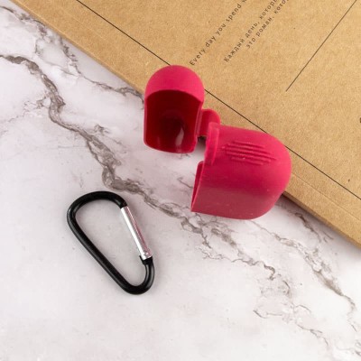 Силиконовый футляр New с карабином для наушников Airpods Pro Красный / Rose Red Силиконовый футляр New с карабином для наушников Airpods Pro Красный / Rose Red