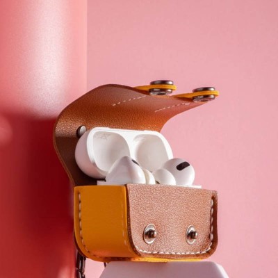 Шкіряний футляр Briefcase для навушників AirPods 3 Brown / Yellow Шкіряний футляр Briefcase для навушників AirPods 3 Brown / Yellow