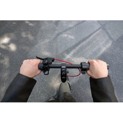 Електросамокат Segway-Ninebot F2 PRO E II, чорний Електросамокат Segway-Ninebot F2 PRO E II, чорний