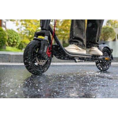 Електросамокат Segway-Ninebot F2 PRO E II, чорний Електросамокат Segway-Ninebot F2 PRO E II, чорний
