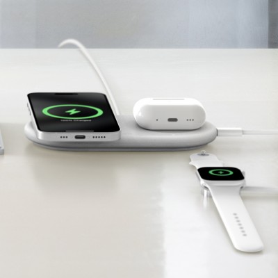 Зарядний пристрій бездротовий Belkin 2в1 15Вт Pad Qi2, білий (WIZ021VFWH) Зарядний пристрій бездротовий Belkin 2в1 15Вт Pad Qi2, білий (WIZ021VFWH)