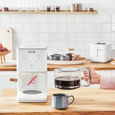 Кавоварка Tefal крапельна Sense 1.25л, мелена, LED-дисплей, сенсор.керування, білий (CM693110) Кавоварка Tefal крапельна Sense 1.25л, мелена, LED-дисплей, сенсор.керування, білий (CM693110)