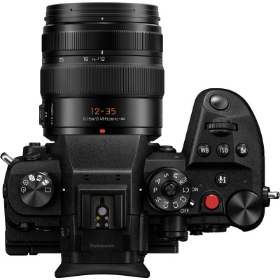 Об'єктив Panasonic Micro 4/3 Lens 12-35mm f/2.8 ASPH LEICA DG VARIO-ELMARIT (H-ES12035E) Об'єктив Panasonic Micro 4/3 Lens 12-35mm f/2.8 ASPH LEICA DG VARIO-ELMARIT (H-ES12035E)