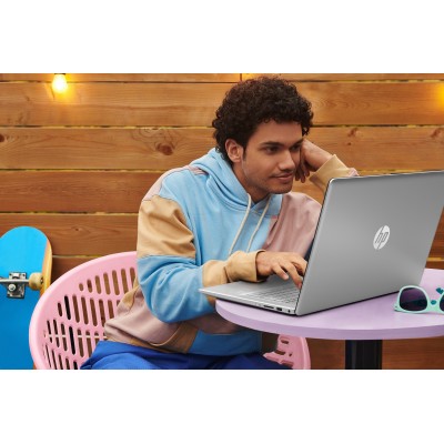 Ноутбук HP 17-cn3002ua 17.3" FHD IPS AG, Intel i7-1355U, 16GB, F1024GB, UMA, DOS, сріблястий (826W1EA) Ноутбук HP 17-cn3002ua 17.3" FHD IPS AG, Intel i7-1355U, 16GB, F1024GB, UMA, DOS, сріблястий (826W1EA)
