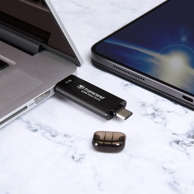 Портативний SSD Transcend 1TB USB 3.1 Gen 2 Type-A + Type-C ESD310 Чорний (TS1TESD310C) Портативний SSD Transcend 1TB USB 3.1 Gen 2 Type-A + Type-C ESD310 Чорний (TS1TESD310C)