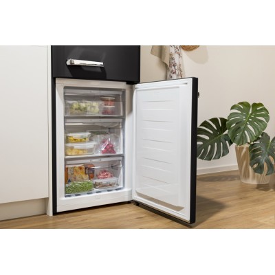 Холодильник з нижн. мороз. камерою Gorenje, 194x66x60см, 2 двері, 204(96)л, А++, Retro, NoFrost+, Внутр. Диспл, Зона св-ті, чорн