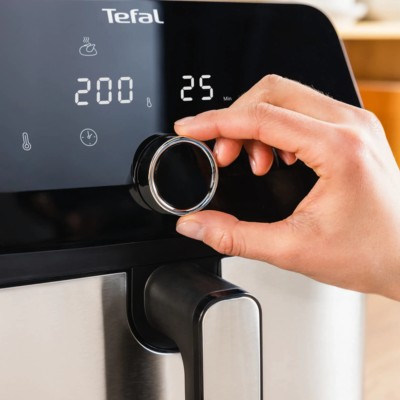 Мультипіч Tefal Easy Fry Mega, 1700Вт, чаша-7.5л, сенсорне керув., 8 програм, пластик, чорний (EY855D10) Мультипіч Tefal Easy Fry Mega, 1700Вт, чаша-7.5л, сенсорне керув., 8 програм, пластик, чорний (EY855D10)