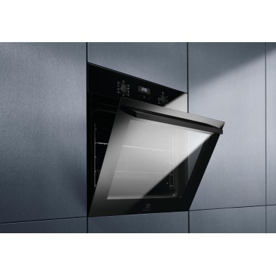 Духова шафа Electrolux електрична, 65л, А, пара, дисплей, конвекція, телескопічні напрямні, чорний (EOD5H70BZ) Духова шафа Electrolux електрична, 65л, А, пара, дисплей, конвекція, телескопічні напрямні, чорний (EOD5H70BZ)