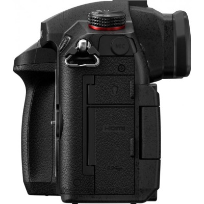 Цифр. фотокамера Panasonic GH5M2 Body Цифр. фотокамера Panasonic GH5M2 Body